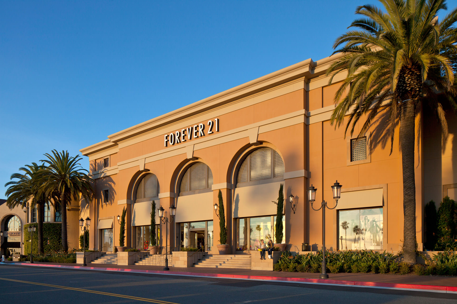 FASHION ISLAND – BUILDING SEISMIC